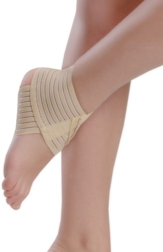 Бандаж на голеностопный сустав, эластичный  MedTextile № 7034